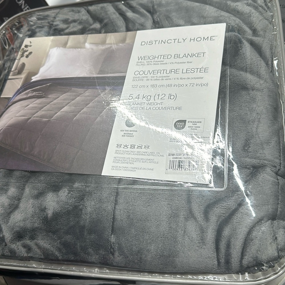 Distinctly Home

Weighted Blanket, 12 LBS, Charcoal . NEW